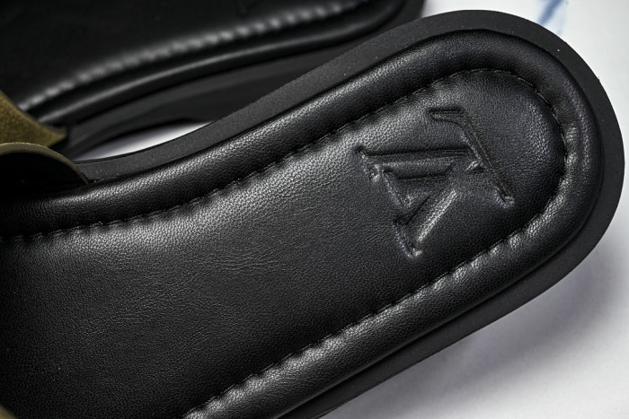1*V SLIPPERS 11V0107-148