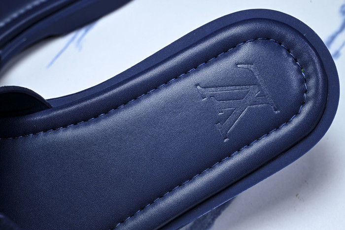 1*V SLIPPERS 11V0107-149