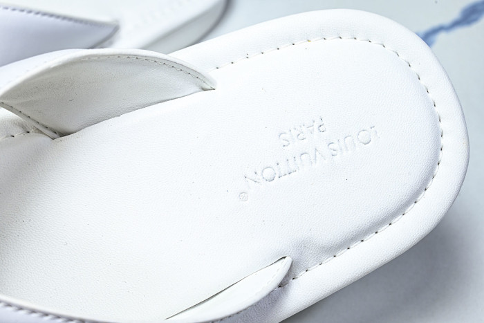 1*V SLIPPERS 11V0107-165