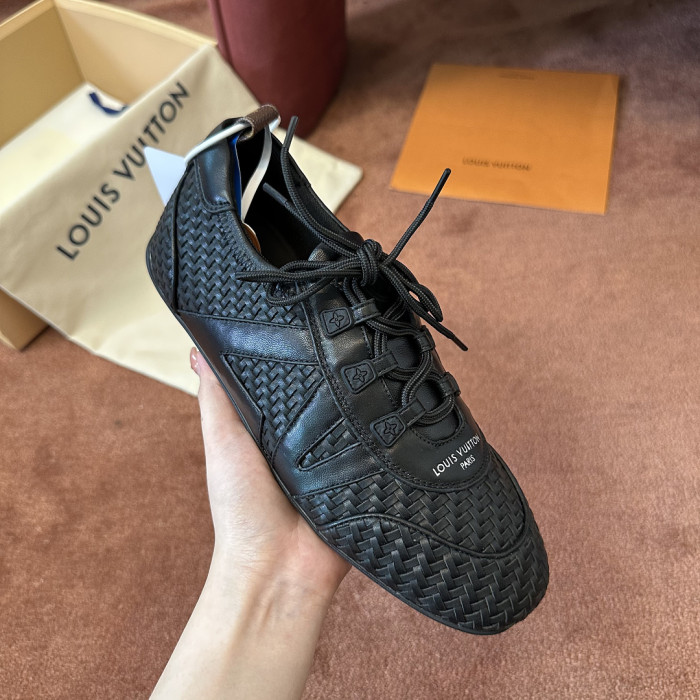 1V SHOES 1VS948