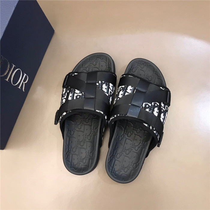 D*or slippers
