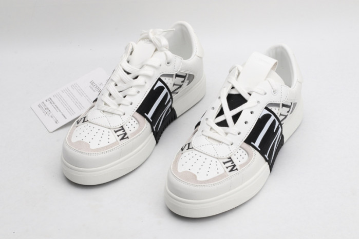 v*lentino sneakers
