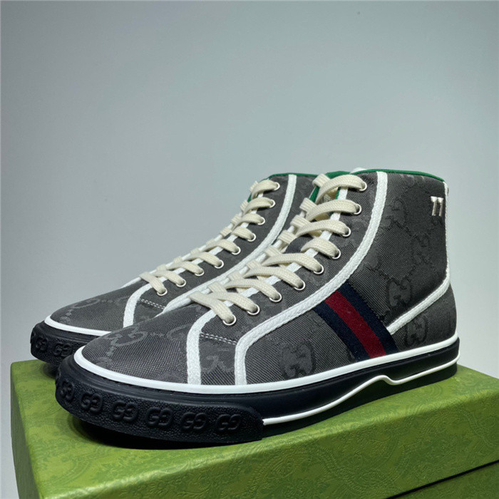 gucc men''s high top sneaker m236015