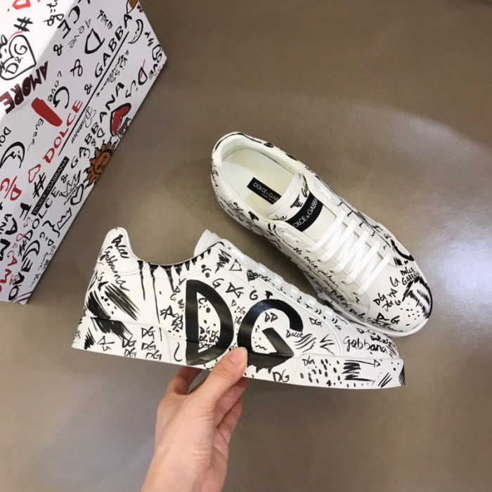 D.G. Sneakers DG210-130