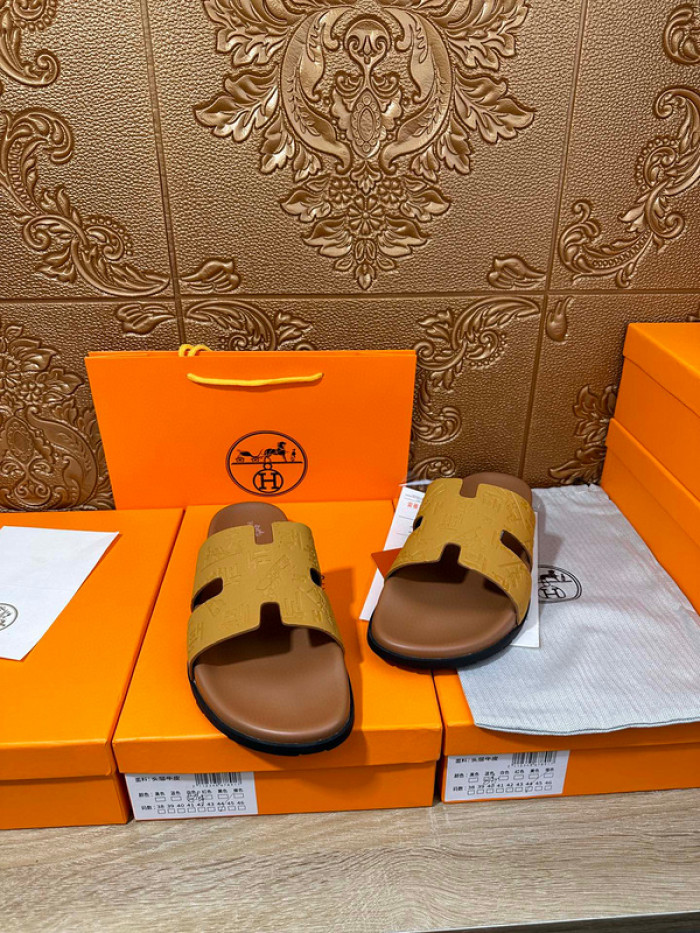 He*mes Slide CU526-2111