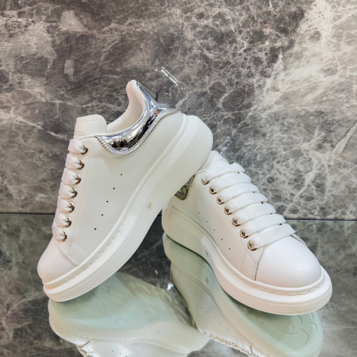 A1EXANDER M*QUEEN SNEAKERS WHGP7-104