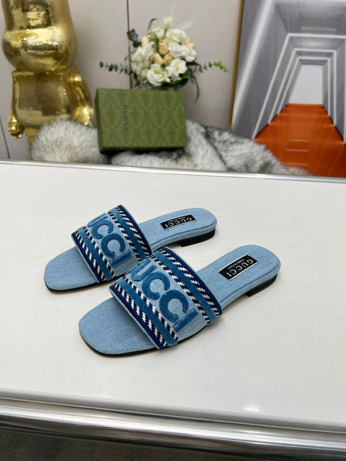 GUC* SLIPPERS DR258-087