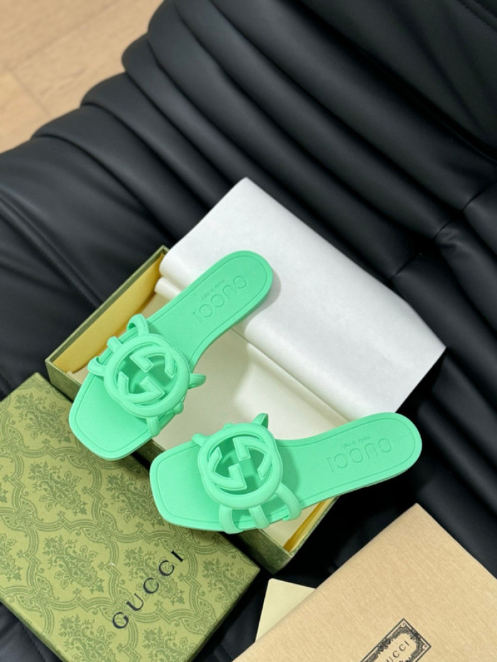 GUC* SLIPPERS DR258-091