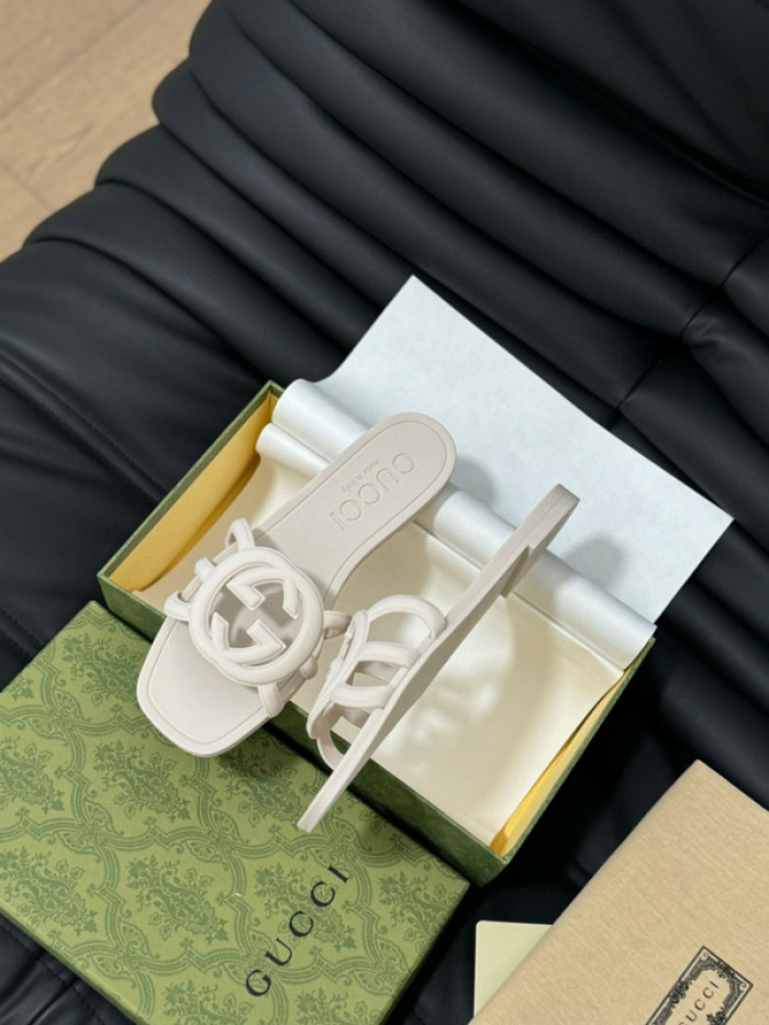 GUC* SLIPPERS DR258-092