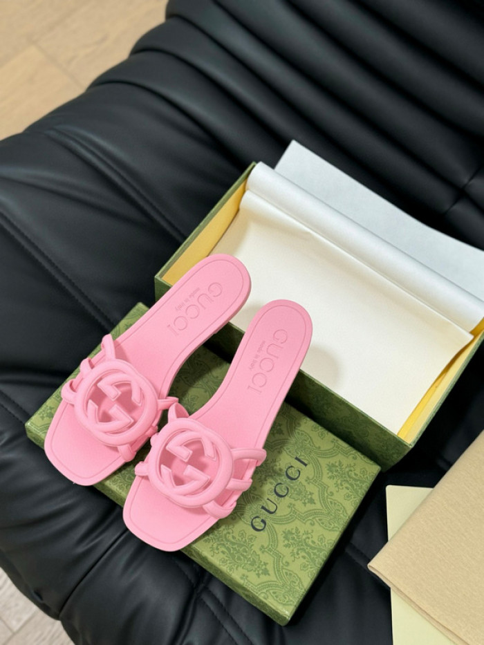 GUC* SLIPPERS DR258-095
