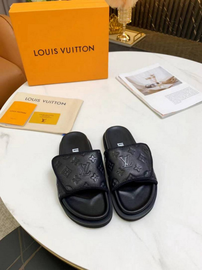 1*V SLIPPERS 11V0107-024