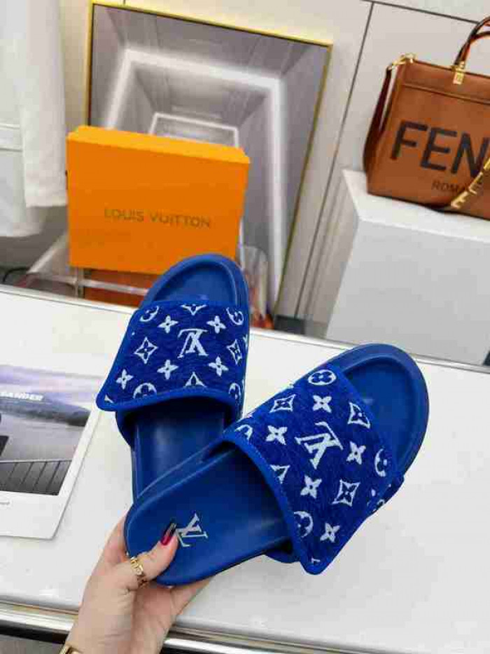 1*V SLIPPERS 11V0107-028