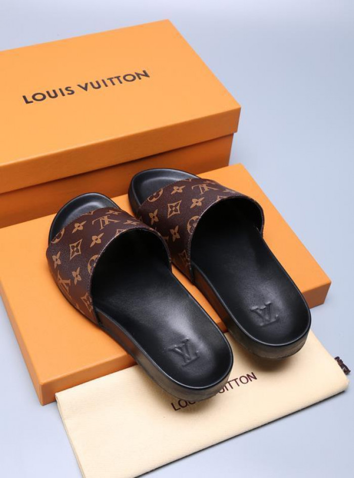1*V SLIPPERS 11V0107-037