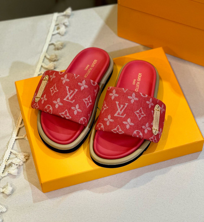 1*V SLIPPERS 11V0107-052