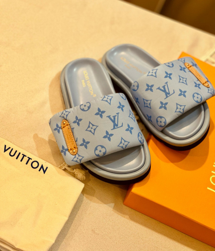 1*V SLIPPERS 11V0107-059