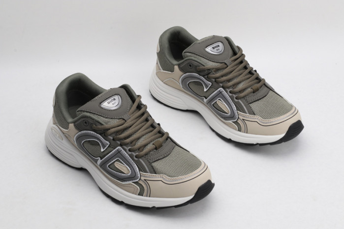 d10r b30 sneakers