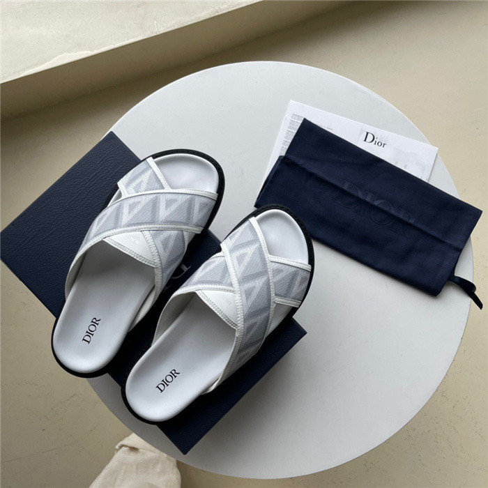 D*or slippers