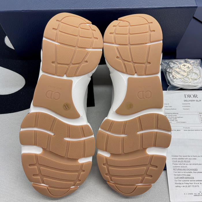 D10R B22 TRAINER SNEAKER 002-2540