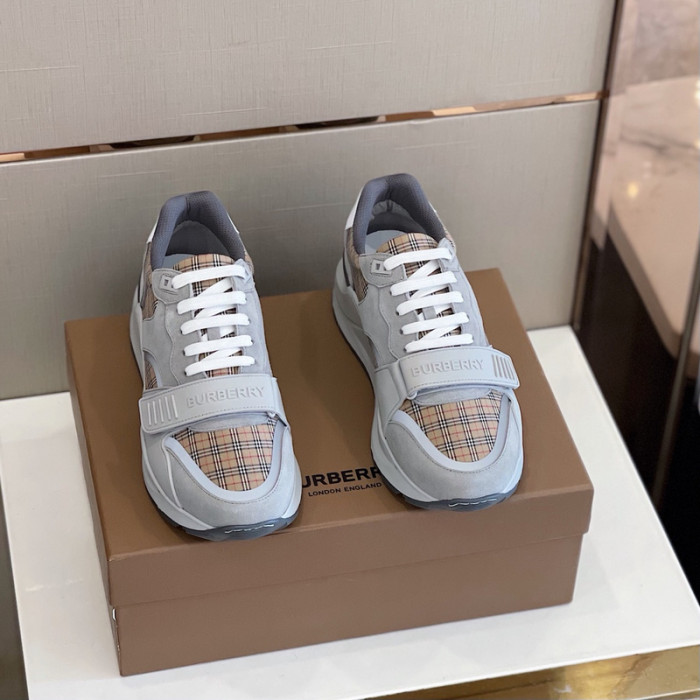 bby sneaker by0021
