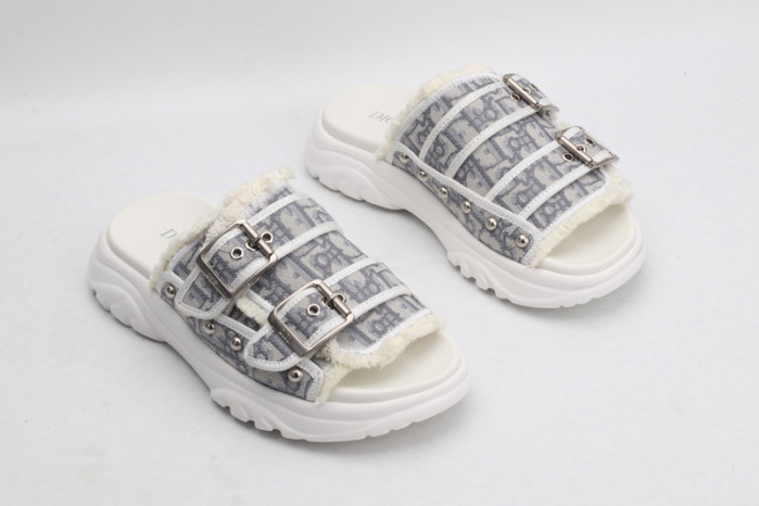 D10r SLIPPERS DR258-003