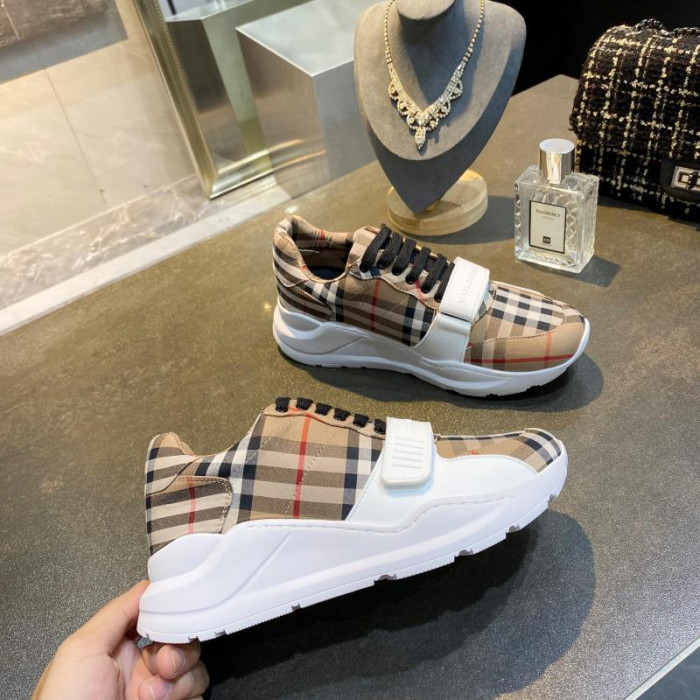 bby sneaker by0028