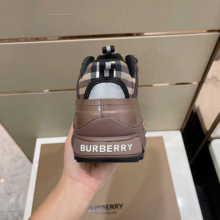 bby sneaker by0048