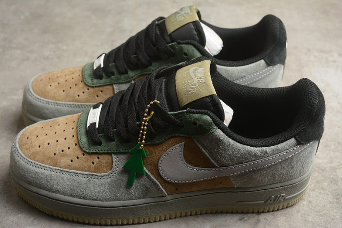 Nike Air Force 1 Low "Christmas" CQ5059-101