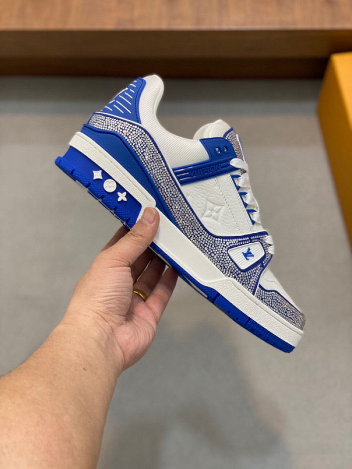 1v sneakers 1v0425-023