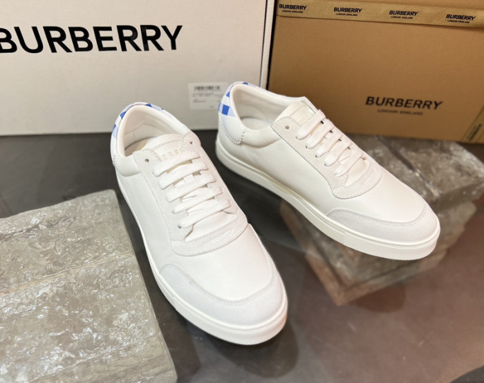 bby sneaker by0084