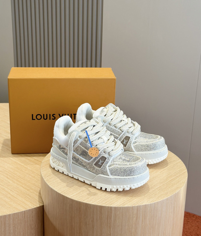 1v sneakers 1v0425-033