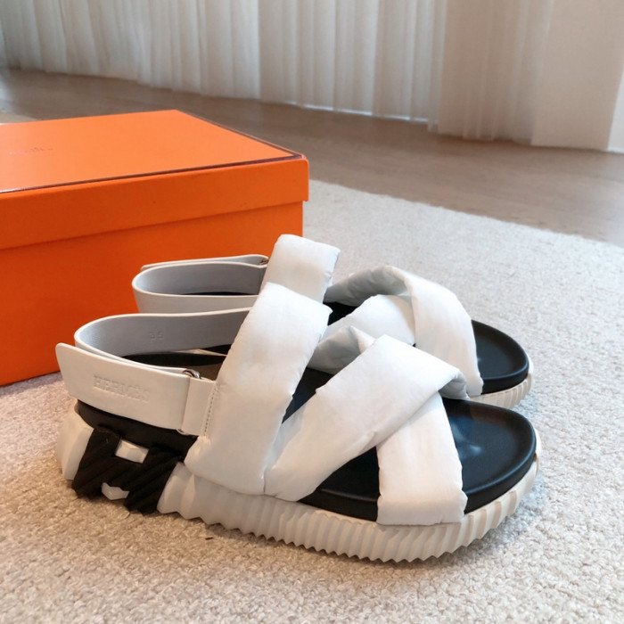 he*mes slide cu526-2067