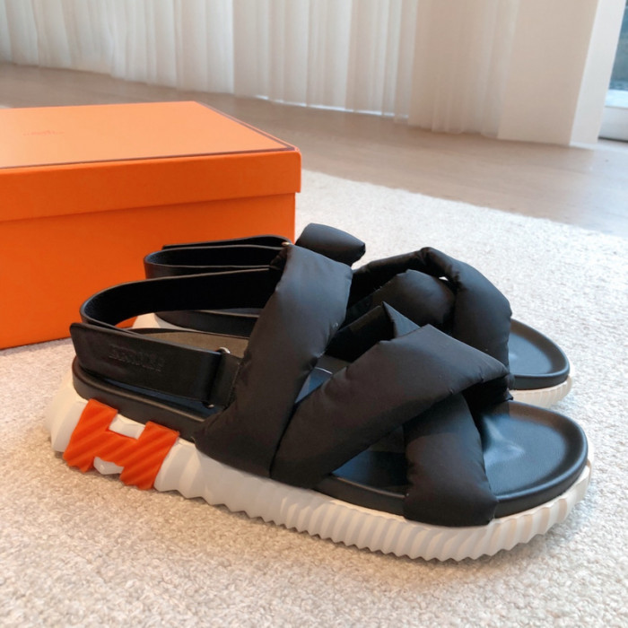 he*mes slide cu526-2068
