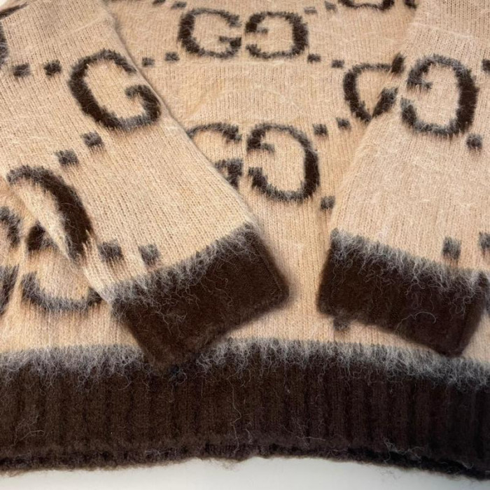 GUCC* GG1216-074