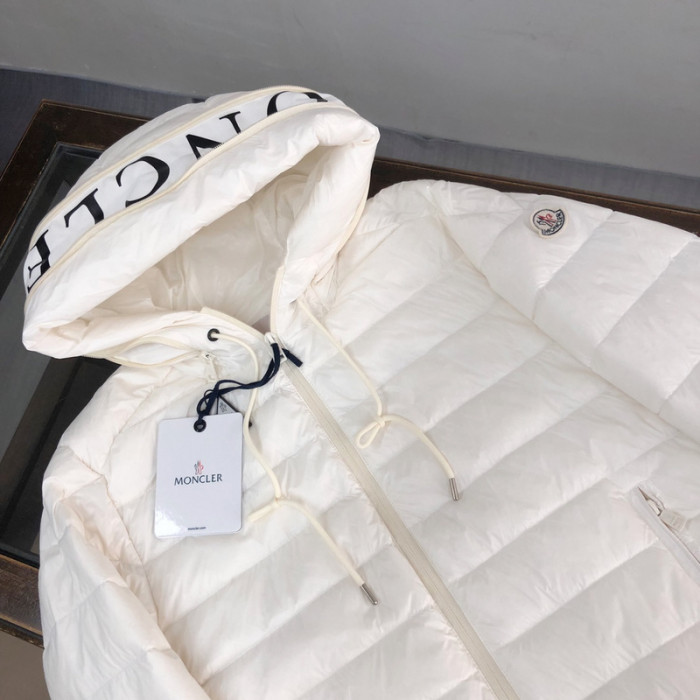 m0ncle mon0926-038