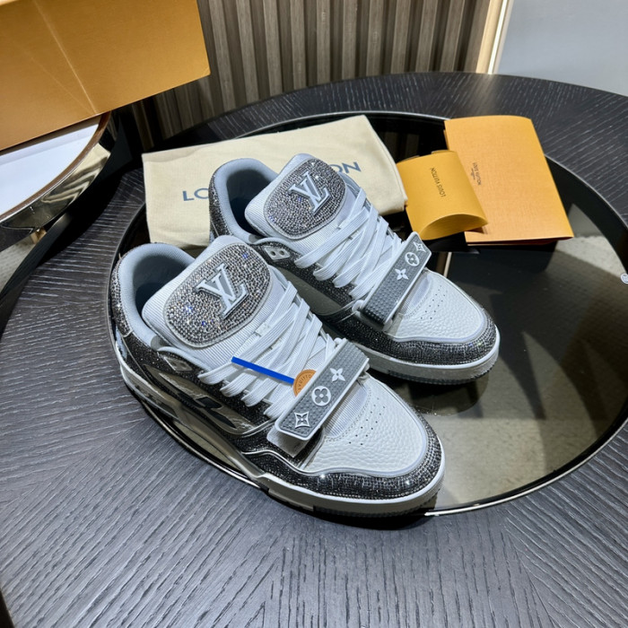 1V SNEAKERS 1V0425-143