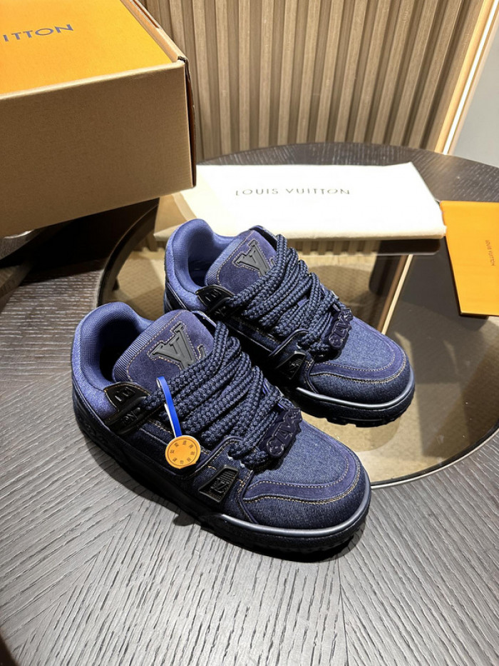 1V SNEAKERS 1V0425-170