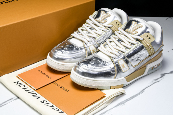 1V SNEAKERS 1V0425-185