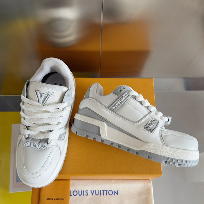 1V SNEAKERS 1V0425-207