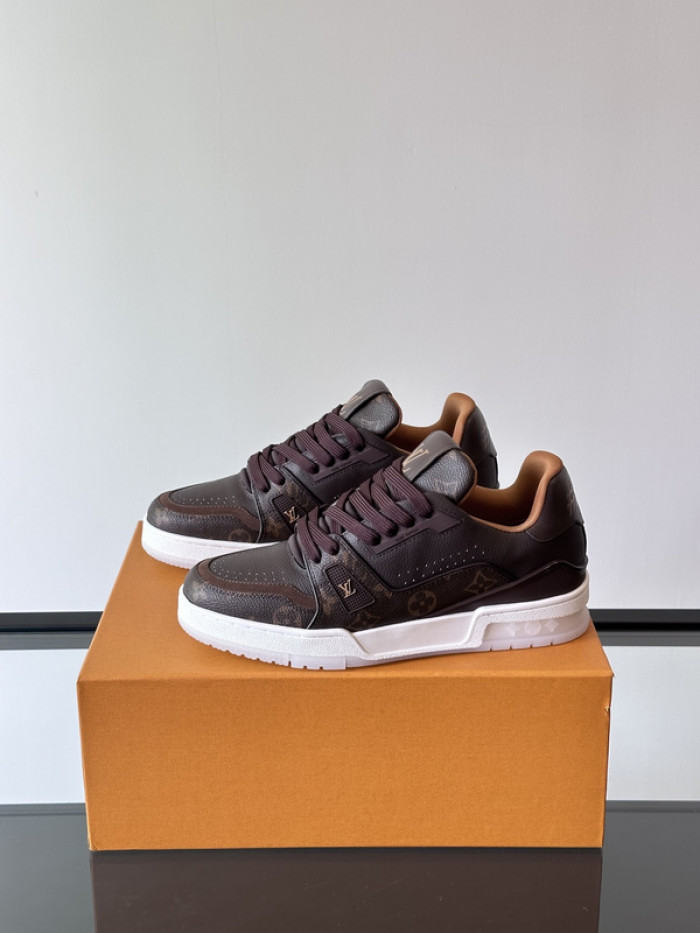 1V SNEAKERS 1V0425-212