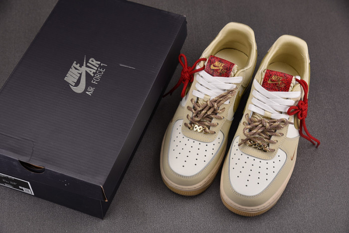 Nike Air Force 1 ’07 LX 