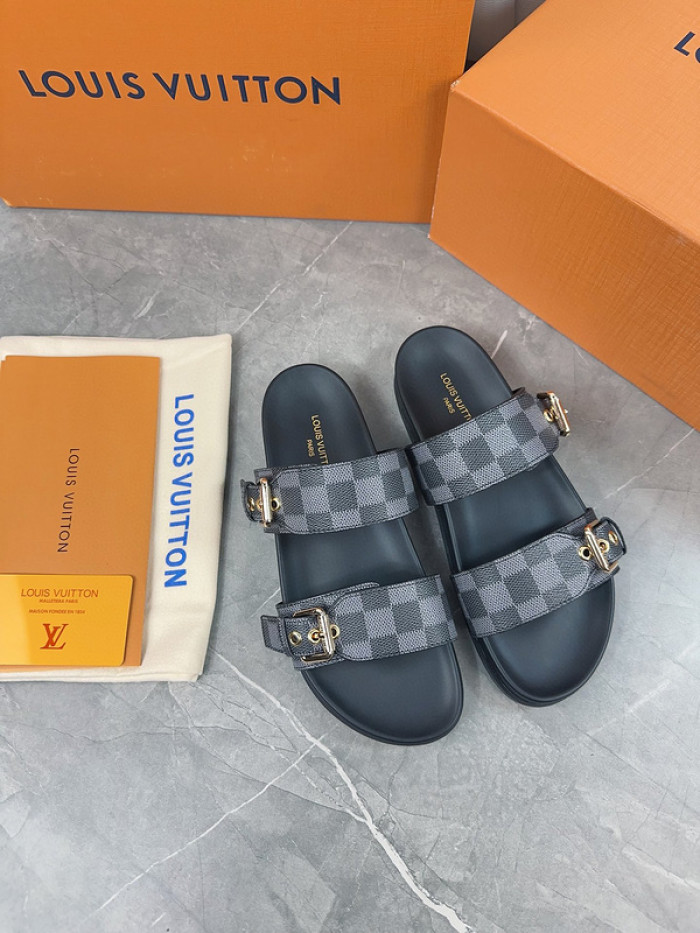 1*V SLIPPERS 11V0107-044
