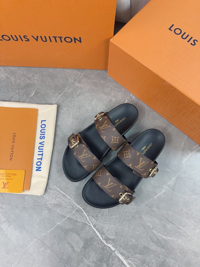 1*V SLIPPERS 11V0107-047