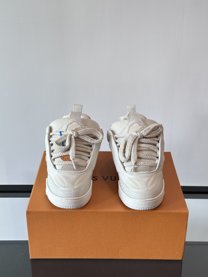 1V SNEAKERS 1V0425-220