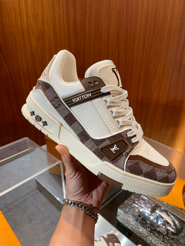 1V SNEAKERS 1V0425-225