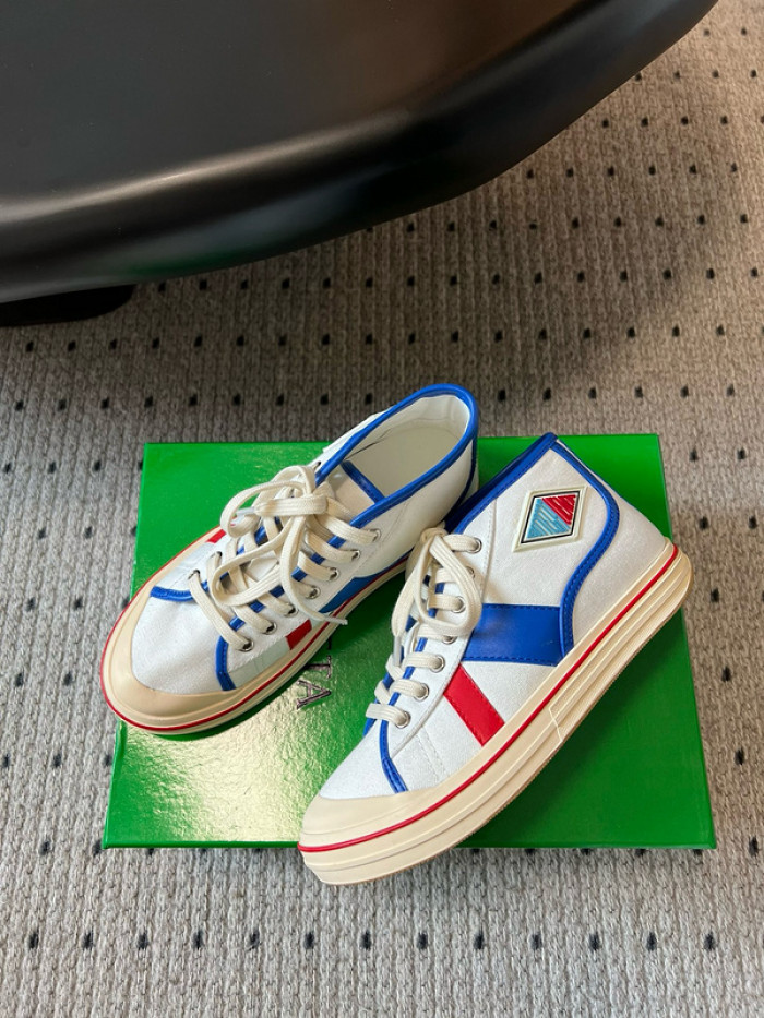 B0TTEGA Ven*ta SNEAKER BV582-100