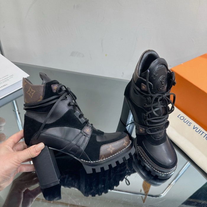 1V SNEAKERS 1V0425-216