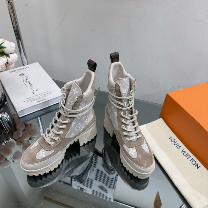 1V SNEAKERS 1V0425-217