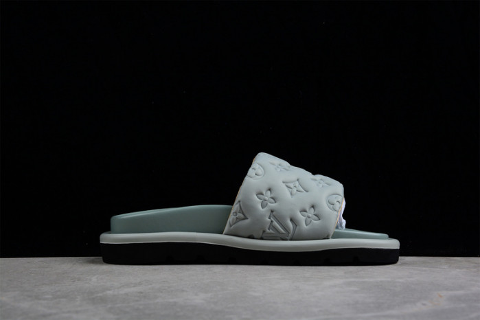 1*V SLIPPERS 11V0107-062