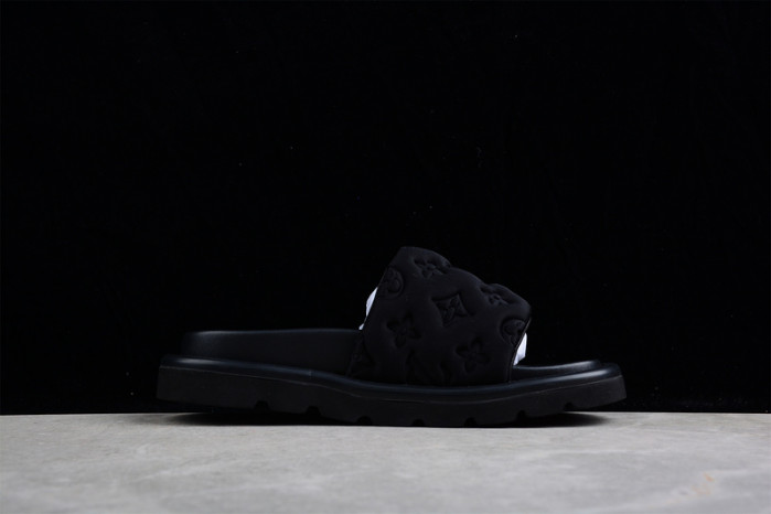 1*V SLIPPERS 11V0107-063