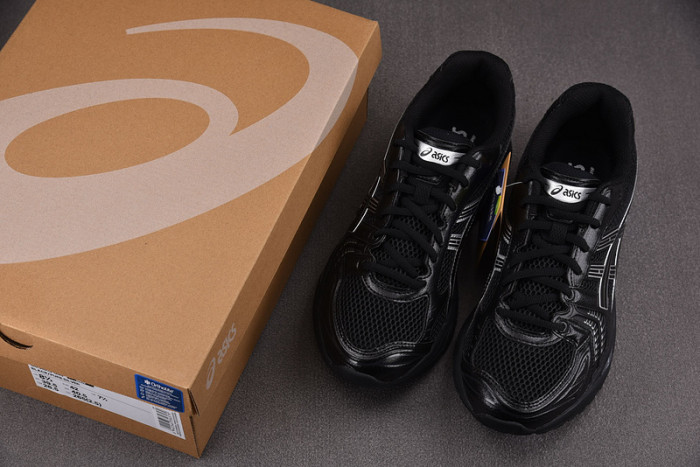 ASICS Gel Kayano 14 